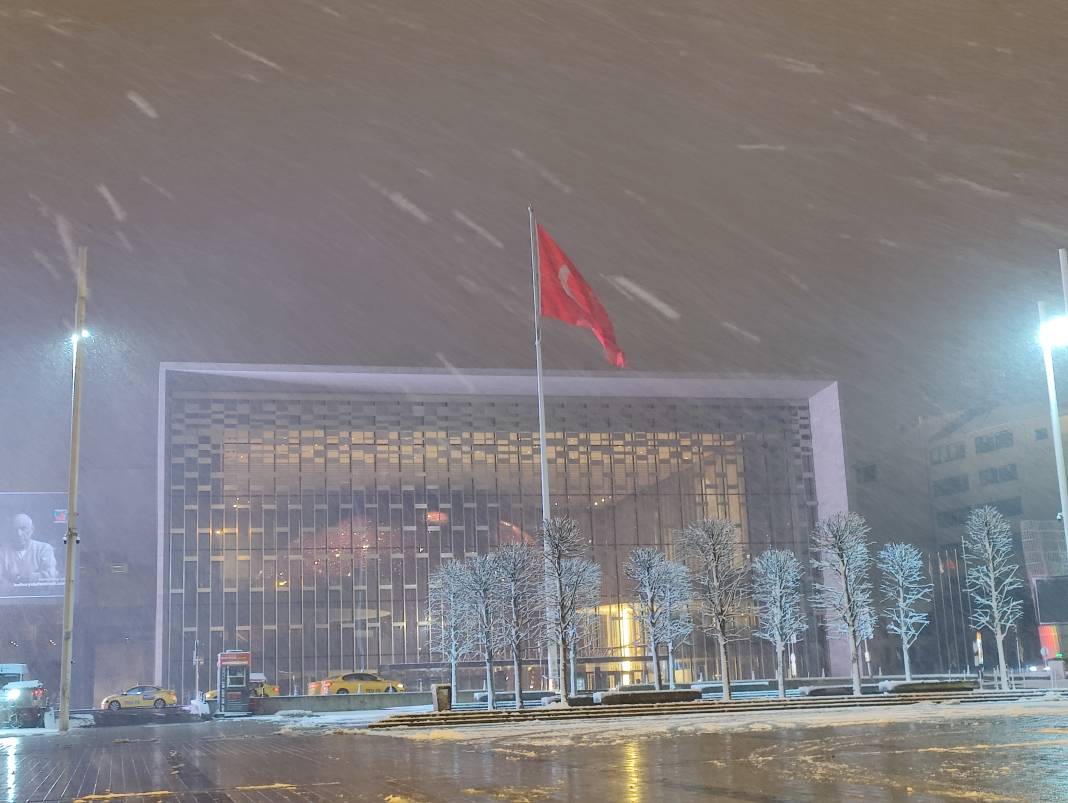 İstanbul tablo gibi! Boğaz gelinlik giydi… 19